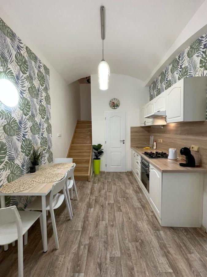 Wenceslas Square Two-Floor Apartment Praha Exteriér fotografie
